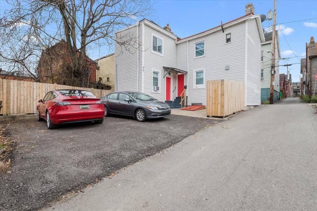 East Allegheny Driveway Parking Apartamento Pittsburgh